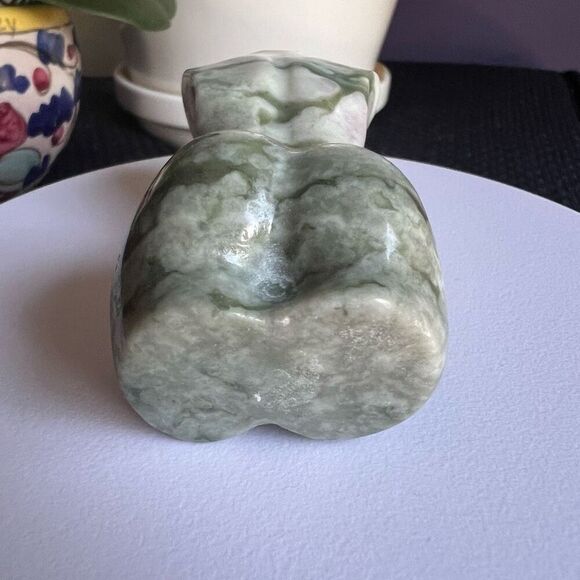Moss Agate Crystal Female Body Carving (#3) - Picture 14 of 14